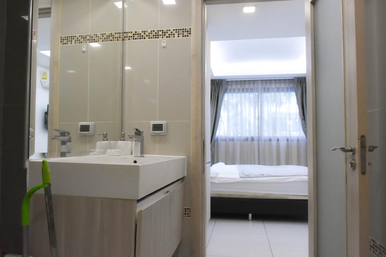 Laguna Beach Resort 1 Condominium ジョムティエンビーチ 部屋 写真