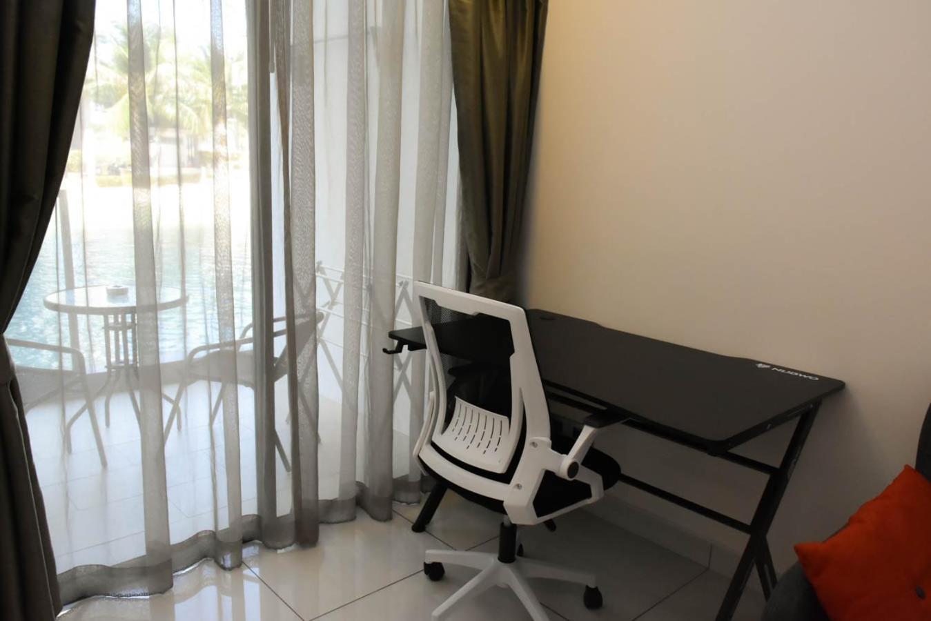 Laguna Beach Resort 1 Condominium ジョムティエンビーチ 部屋 写真
